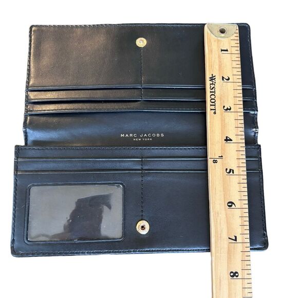 Marc by Marc Jacobs Classic Open Face Black Leather Wallet - Picture 7 of 10